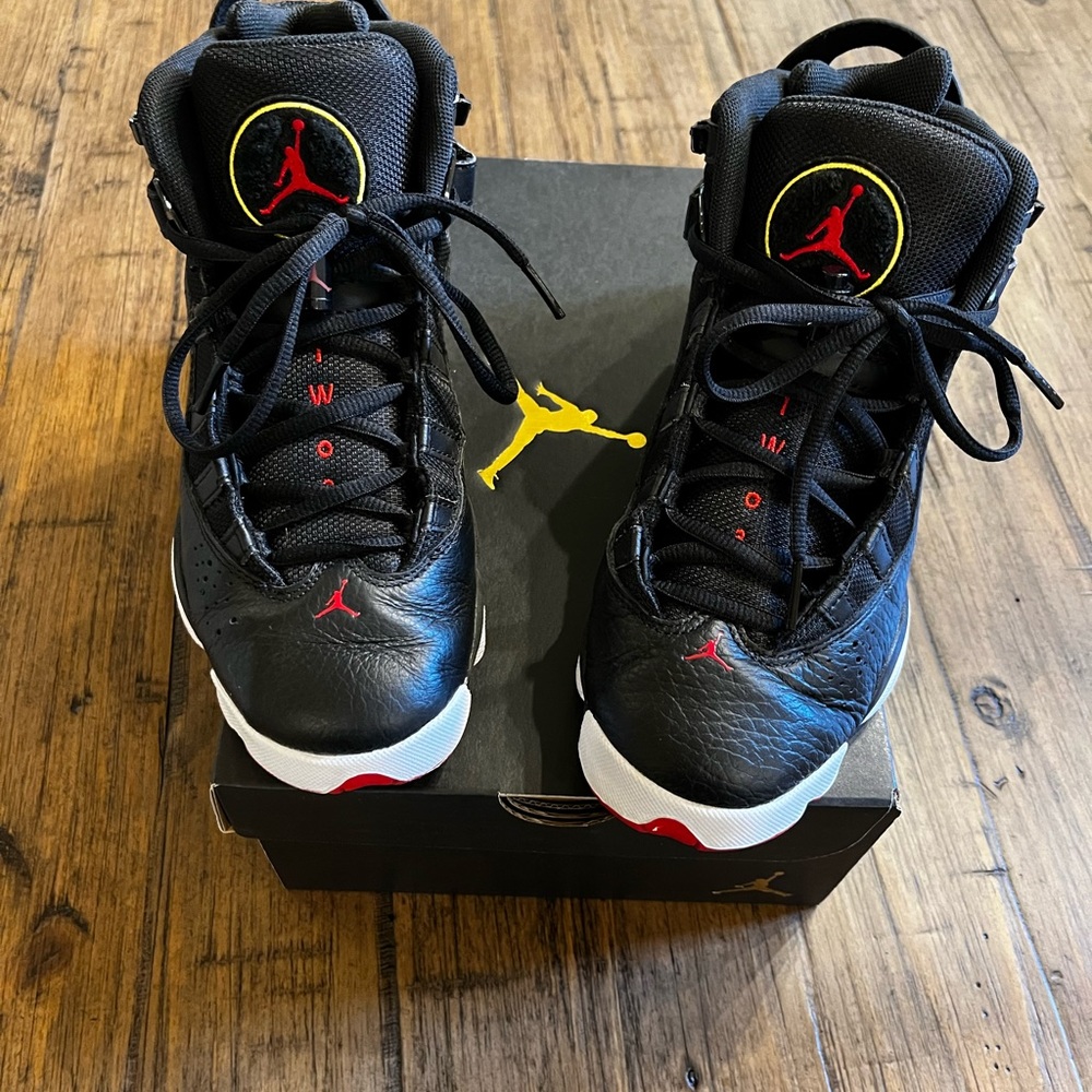 Jordan 6 Rings (GS), 6.5 Y size, Black/University Red-White